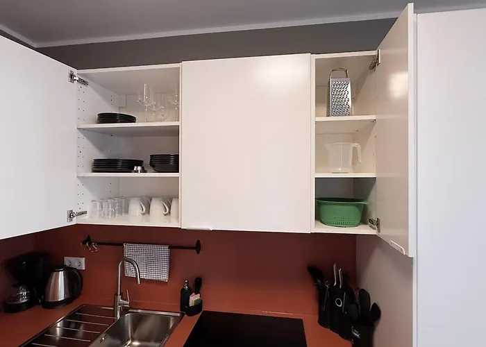 Appartement 3 Bedroom 6 P Parking & Privat-entry